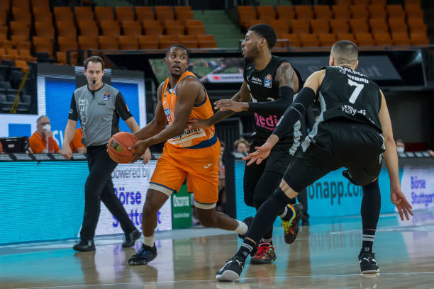 后场一度承 后场一度承